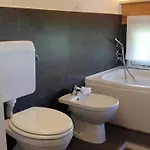 Lejlighed A Casa Di Sophi Maggiore Private Outdoor Sauna Angera