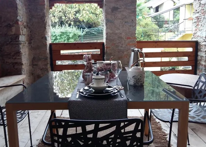 A Casa Di Sophi Maggiore Private Outdoor Sauna Apartment